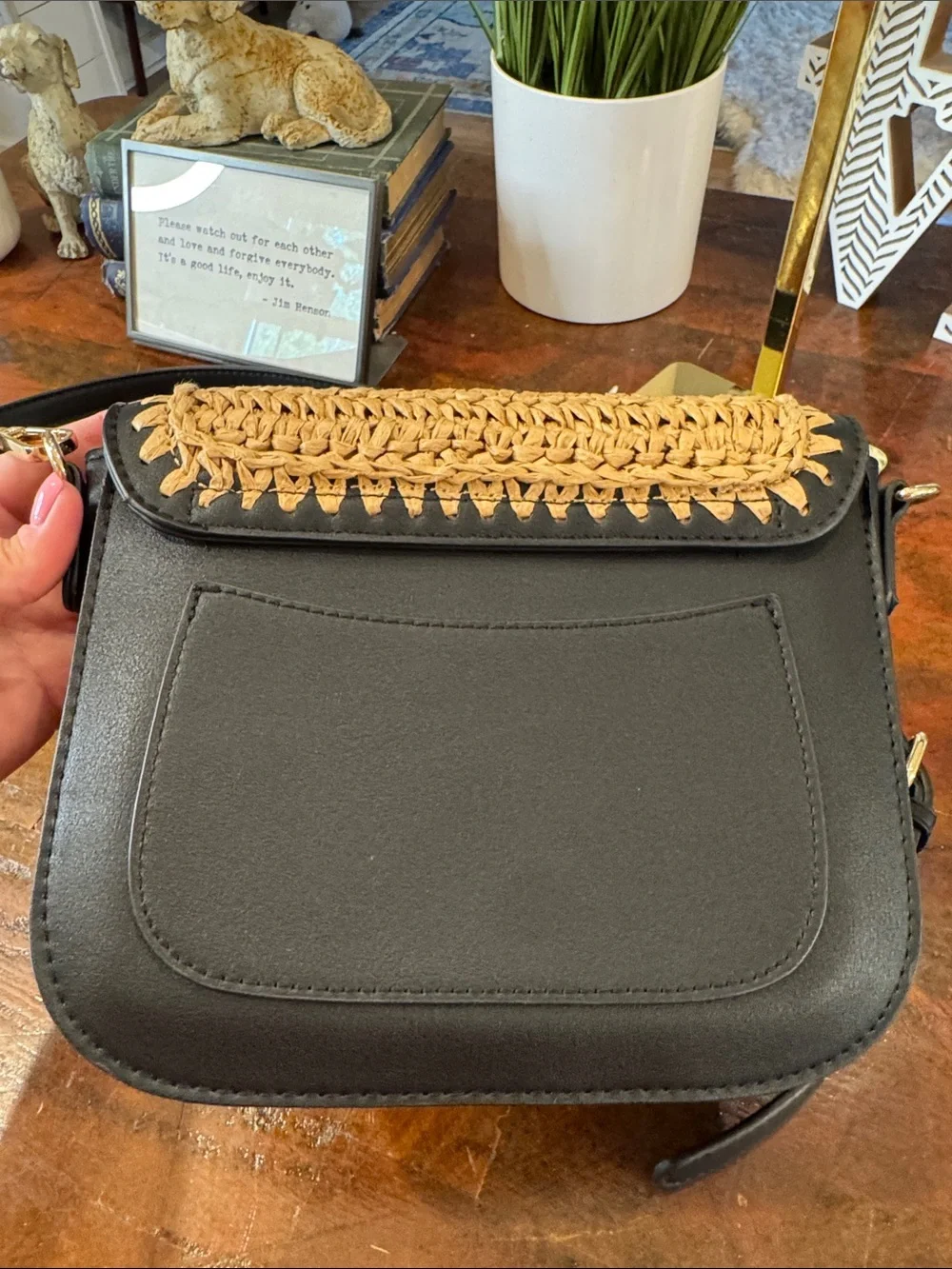 🙏Moda Luxe Tan Woven Crossbody with Black Trim - Picture 5 of 8